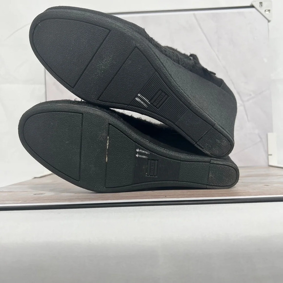 TOMS‎ Women's Desert Wedge Ankle Heel Booties Size 8 Black - Picture 5 of 8